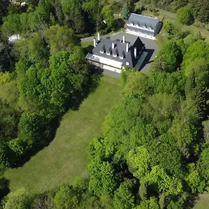  Сasa de vacaciones Manoir Et Avec Piscine Au Domaine De Bize Francia