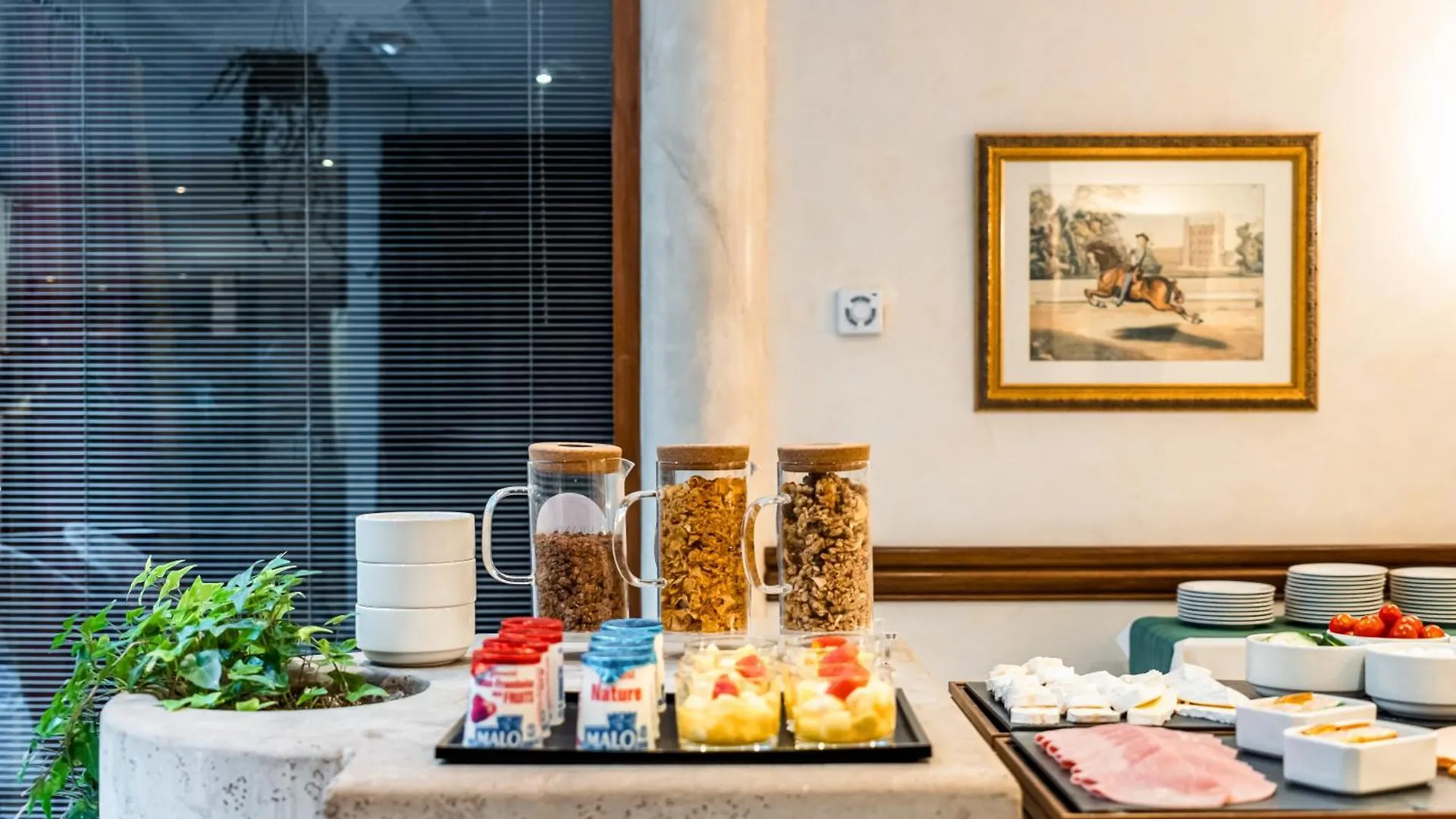 Villa Beaumarchais Paris Hotel